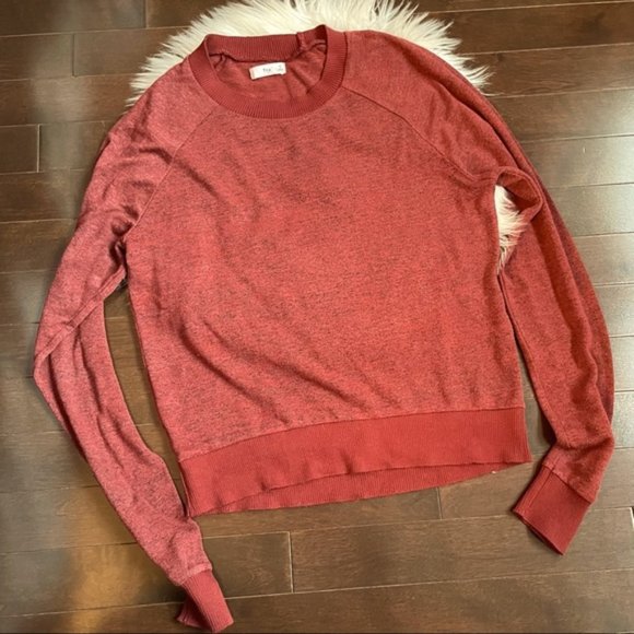 Aritzia TNA crew neck long sleeve top - Picture 1 of 2